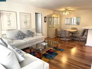 Photo #3: 41126993 Listing 