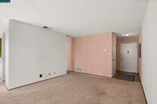 Photo #3: 41127068 Listing 