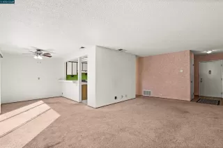 Photo #5: 41127068 Listing 