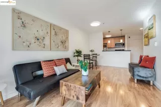 More Details about MLS # 41127070 : 6400 CHRISTIE AVE # 5209