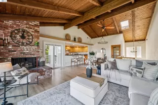 Photo #1: 41127080 Listing 