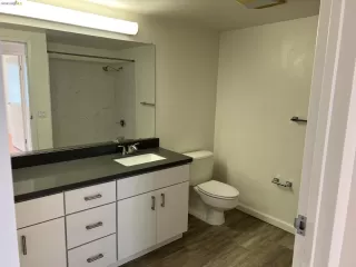 Photo #4: 41127199 Listing