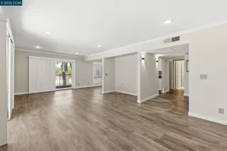 Photo #5: 41127200 Listing