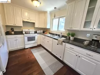 Photo #4: 41127214 Listing 