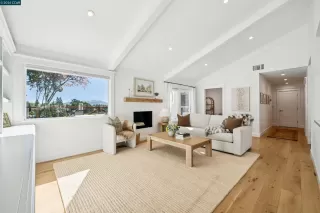 Photo #4: 41127233 Listing