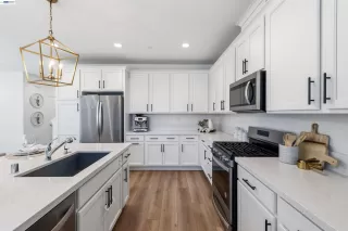 Photo #3: 41127262 Listing 