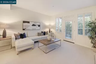 Photo #2: 41127294 Listing 