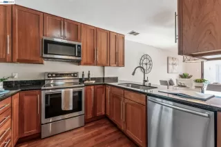 Photo #6: 41127312 Listing