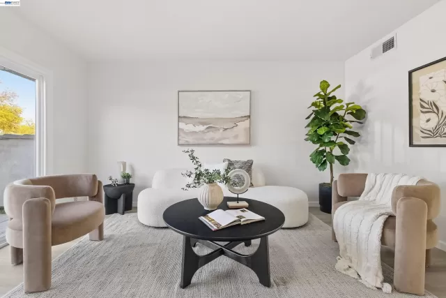 MLS: 41127325 Condo For Sale