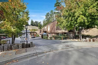 Photo #2: 41127399 Listing 