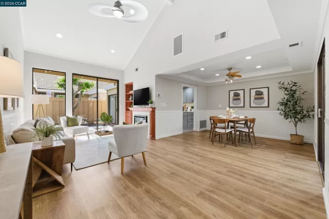 MLS: 41127400 Condo For Sale