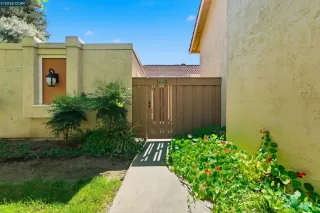 Photo #2: 41127400 Listing 