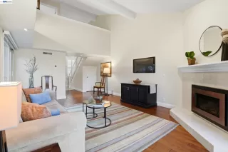 Photo #5: 41127418 Listing