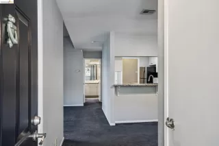 Photo #3: 41127423 Listing