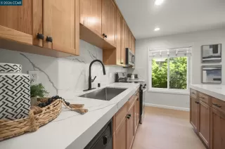 Photo #1: 41127445 Listing 