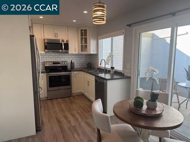 MLS: 41127453 Condo For Sale