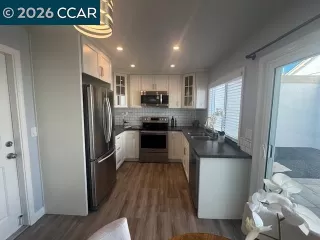 Photo #1: 41127453 Listing