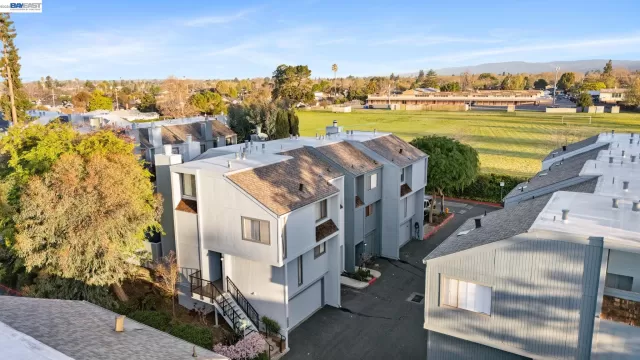 MLS: 41127471 Condo For Sale