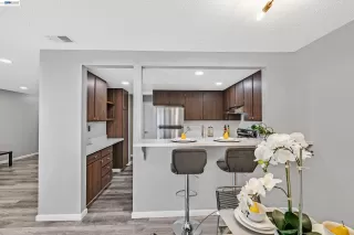 Photo #5: 41127502 Listing 