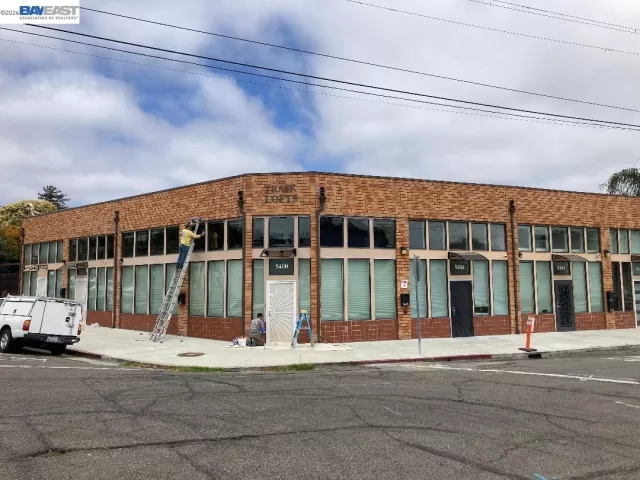 MLS: 41127505 Condo For Sale