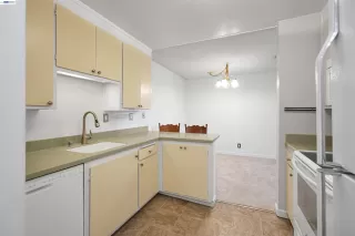 Photo #6: 41127506 Listing