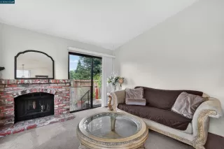 Photo #4: 41127517 Listing