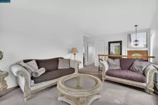 Photo #5: 41127517 Listing