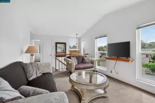 Photo #6: 41127517 Listing