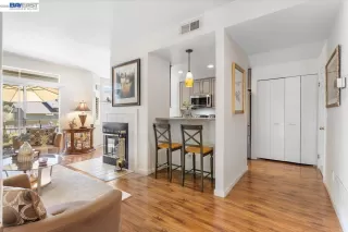 Photo #2: 41127529 Listing 