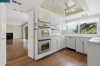 Photo #6: 41127561 Listing 