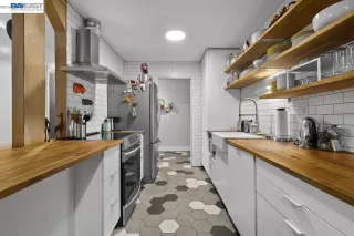 Photo #2: 41127645 Listing 