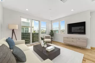 Photo #2: 41127674 Listing 