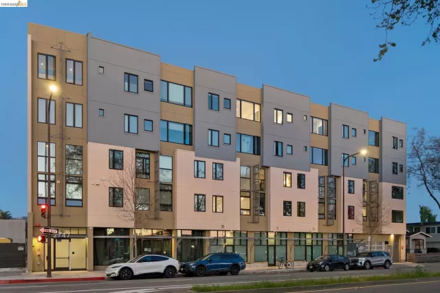 MLS: 41127708 Condo For Sale