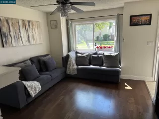 Photo #5: 41127751 Listing 