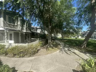 Photo #2: 41127792 Listing