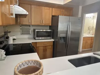 Photo #6: 41127792 Listing