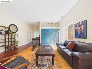 Photo #5: 41127841 Listing 