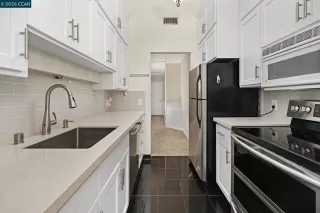 Photo #6: 41127853 Listing 