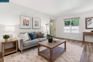 Photo #5: 41127909 Listing