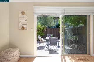 Photo #5: 41127915 Listing 