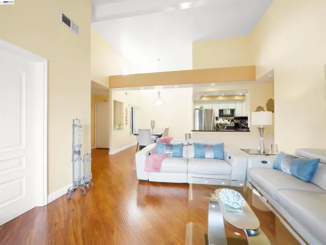 MLS: 41127920 Condo For Sale