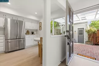 Photo #5: 41127940 Listing 