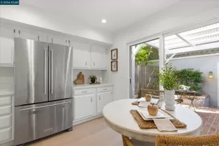 Photo #6: 41127940 Listing 