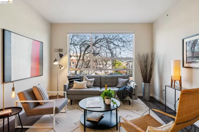 MLS: 41128049 Condo For Sale