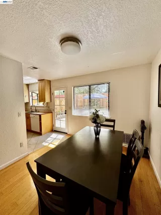 Photo #6: 41128085 Listing