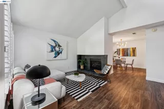 Photo #2: 41128113 Listing