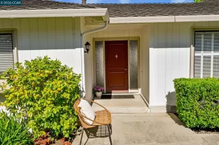 Photo #2: 41128115 Listing