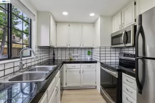 Photo #5: 41128307 Listing 