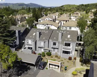 More Details about MLS # 41128384 : 364 EASTRIDGE DR