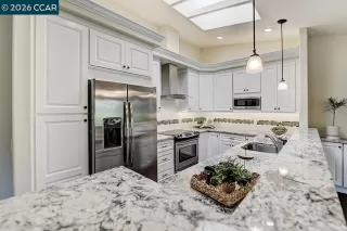 Photo #1: 41128405 Listing 